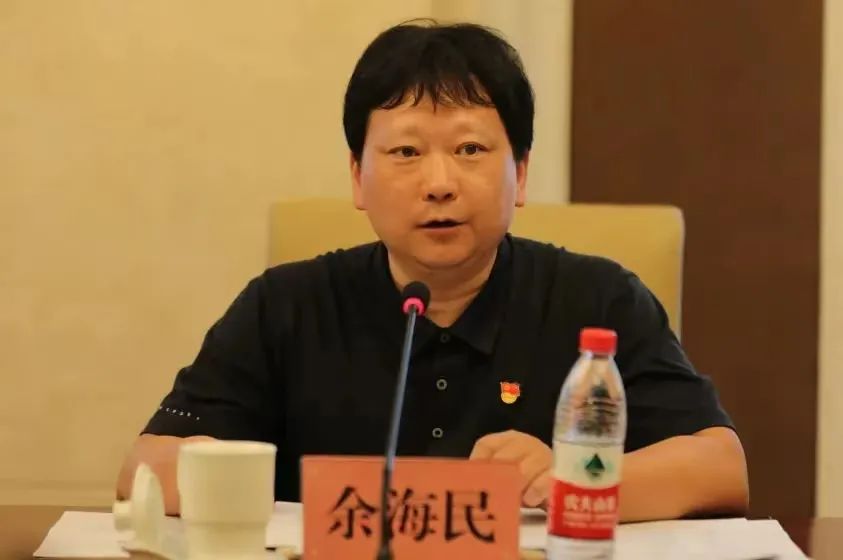 崇外商會聯(lián)合黨委書記、商會會長丁一參加崇外街道黨建協(xié)調(diào)委員會全體會議并代表成員單位進(jìn)行發(fā)言